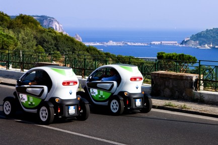 E-sharing a Napoli con Renault Twizy e Bee